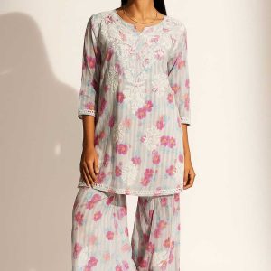Ethnic Wear Kurtis/Suits